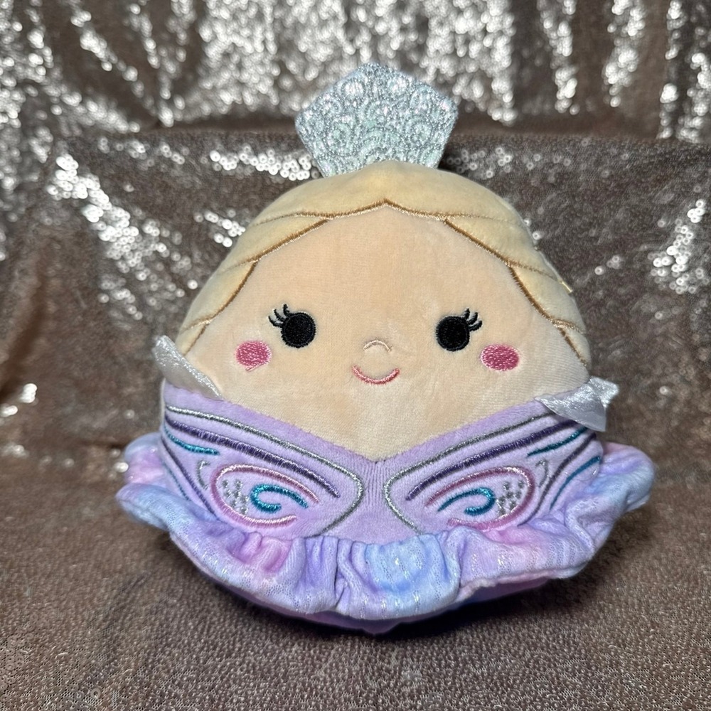 Wicked Movie Merchandise Bundle Glinda Squishmallow Tote Lunchbox Blanket Book - Picture 5 of 12